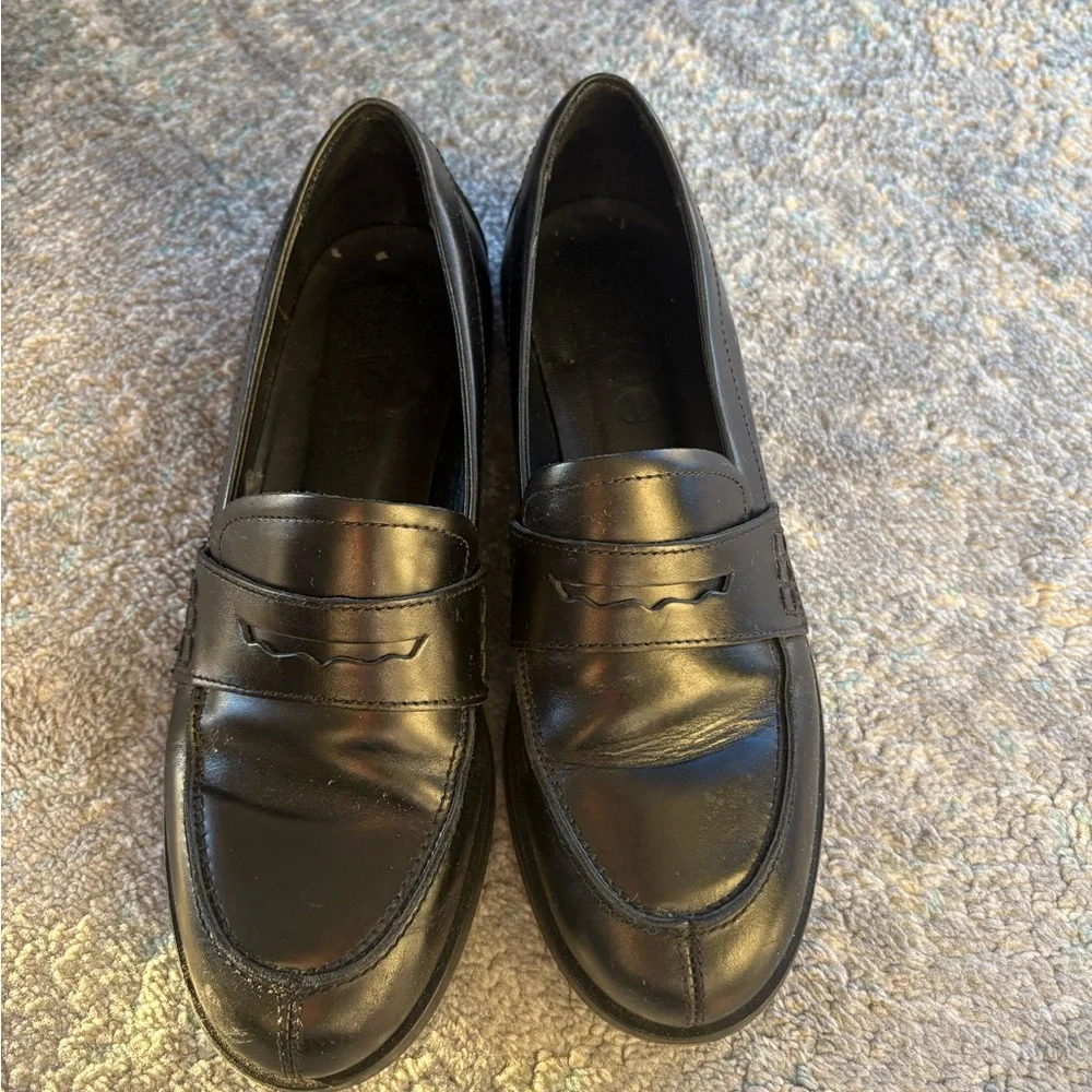 Aeyde Oscar Black Loafers - Picture 3 of 9
